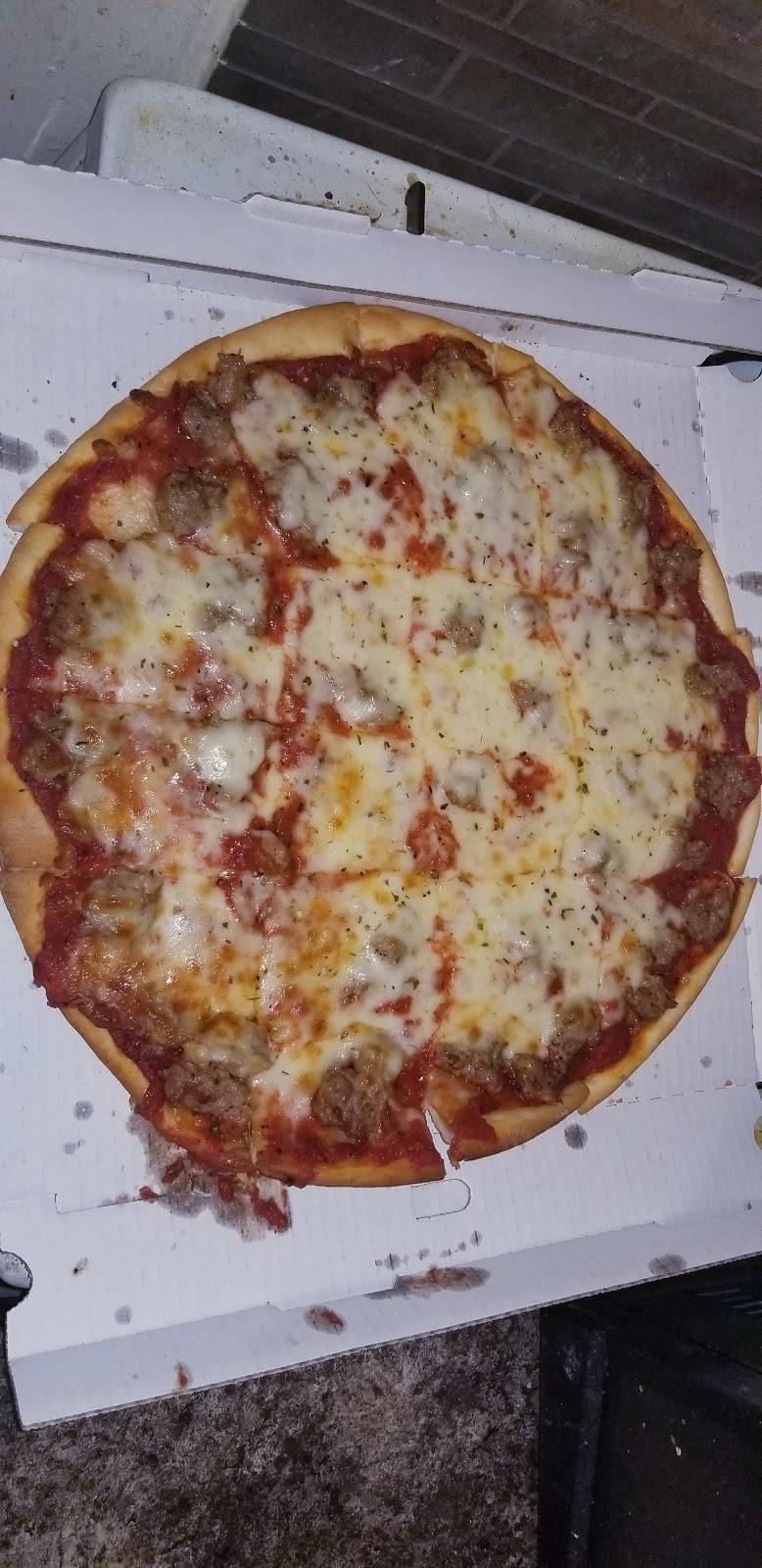 Annas Pizza | restaurant | 3505 N Main St, Rockford, IL 61103, USA | 8159632662 OR +1 815-963-2662