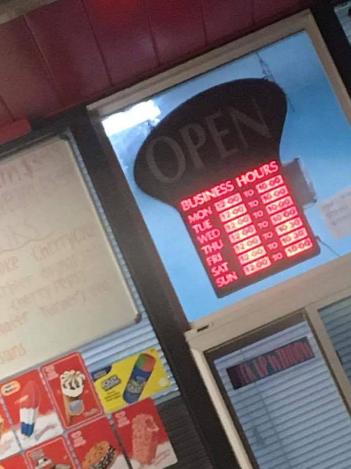 Charlies Ice Cream | restaurant | 4376 Old William Penn Hwy, Monroeville, PA 15146, USA | 4126852834 OR +1 412-685-2834