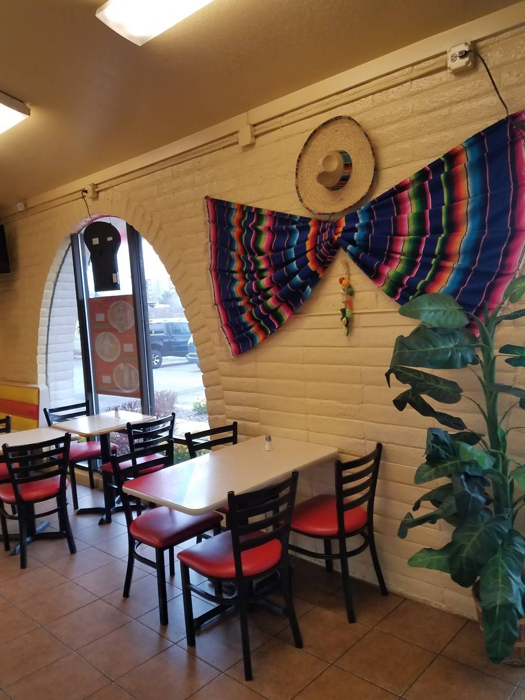 Los Tres Toritos | restaurant | 1925 Silverada Blvd, Reno, NV 89512, USA | 7753585161 OR +1 775-358-5161