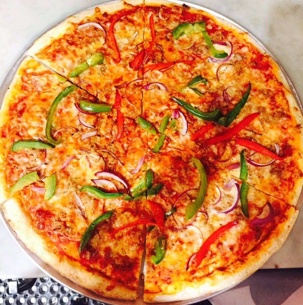 Yankee Pizza | restaurant | 181 Loisaida Ave, New York, NY 10009, USA | 6467603334 OR +1 646-760-3334