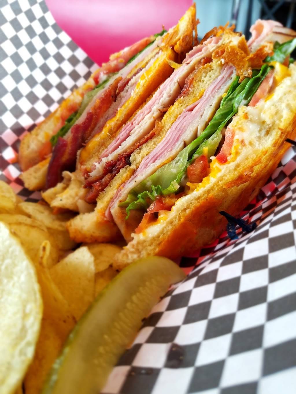 Her Meltdown Too | restaurant | 4377 Southwest Blvd, Tulsa, OK 74107, USA | 9189328585 OR +1 918-932-8585