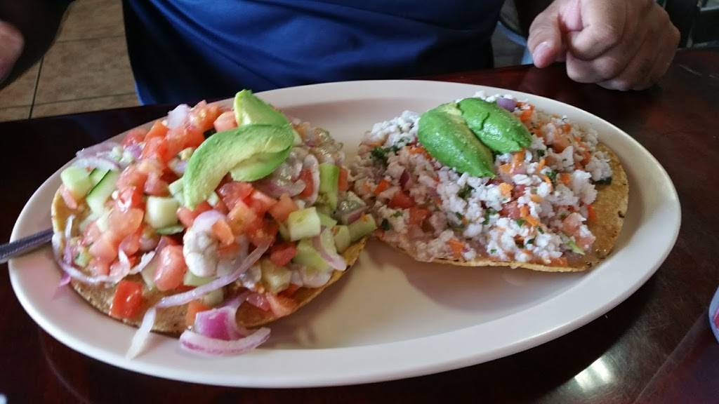 Mariscos Las Islas Marias corona | restaurant | 1438 W 6th St, Corona, CA 92882, USA | 9512799192 OR +1 951-279-9192