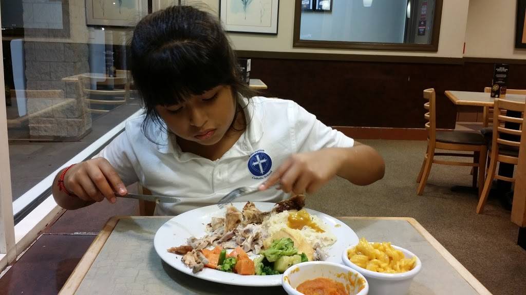 Boston Market | restaurant | 1982 Black Rock Turnpike, Fairfield, CT 06825, USA | 2033828090 OR +1 203-382-8090