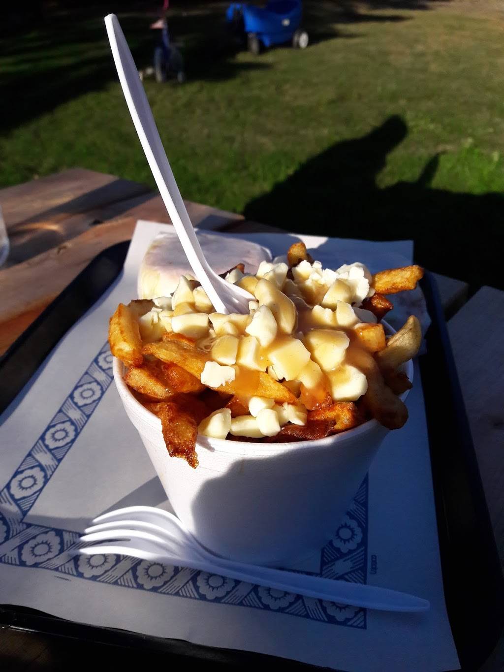 Casse Croûte Chez France | restaurant | RR 1, 916 Chemin du Lac Supérieur, Lac-Supérieur, QC J0T 1J0, Canada | 8196886168 OR +1 819-688-6168