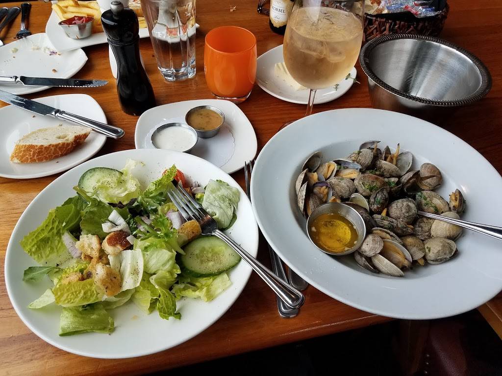 Harbor Lights | restaurant | 2761 Ruston Way, Tacoma, WA 98402, USA | 2537528600 OR +1 253-752-8600