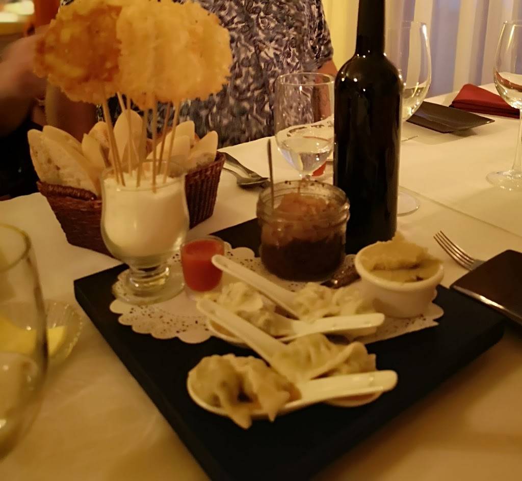 Restaurant Alyce | restaurant | 127 Rang de la Baie, Saint-Sébastien, QC J0J 2C0, Canada | 4502445479 OR +1 450-244-5479