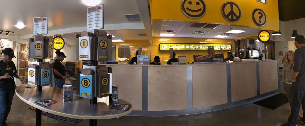 Which Wich Superior Sandwiches | restaurant | 645 Griswold St #66, Detroit, MI 48226, USA | 3136381456 OR +1 313-638-1456