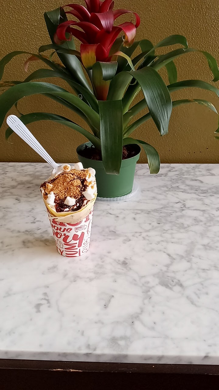 Crepe n Cream | cafe | 4206 E Florida Ave, Hemet, CA 92544, USA | 9513923893 OR +1 951-392-3893