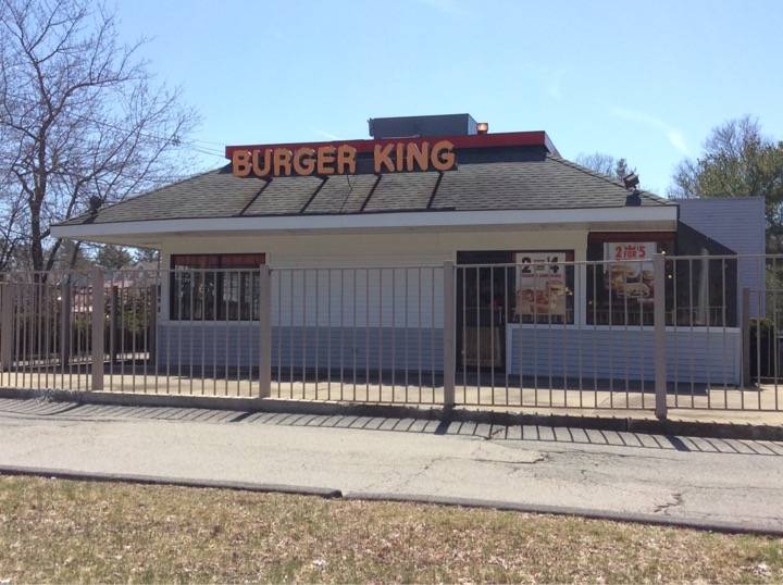 Burger King | restaurant | 460 W Grove St, Middleborough, MA 02346, USA | 5089475309 OR +1 508-947-5309