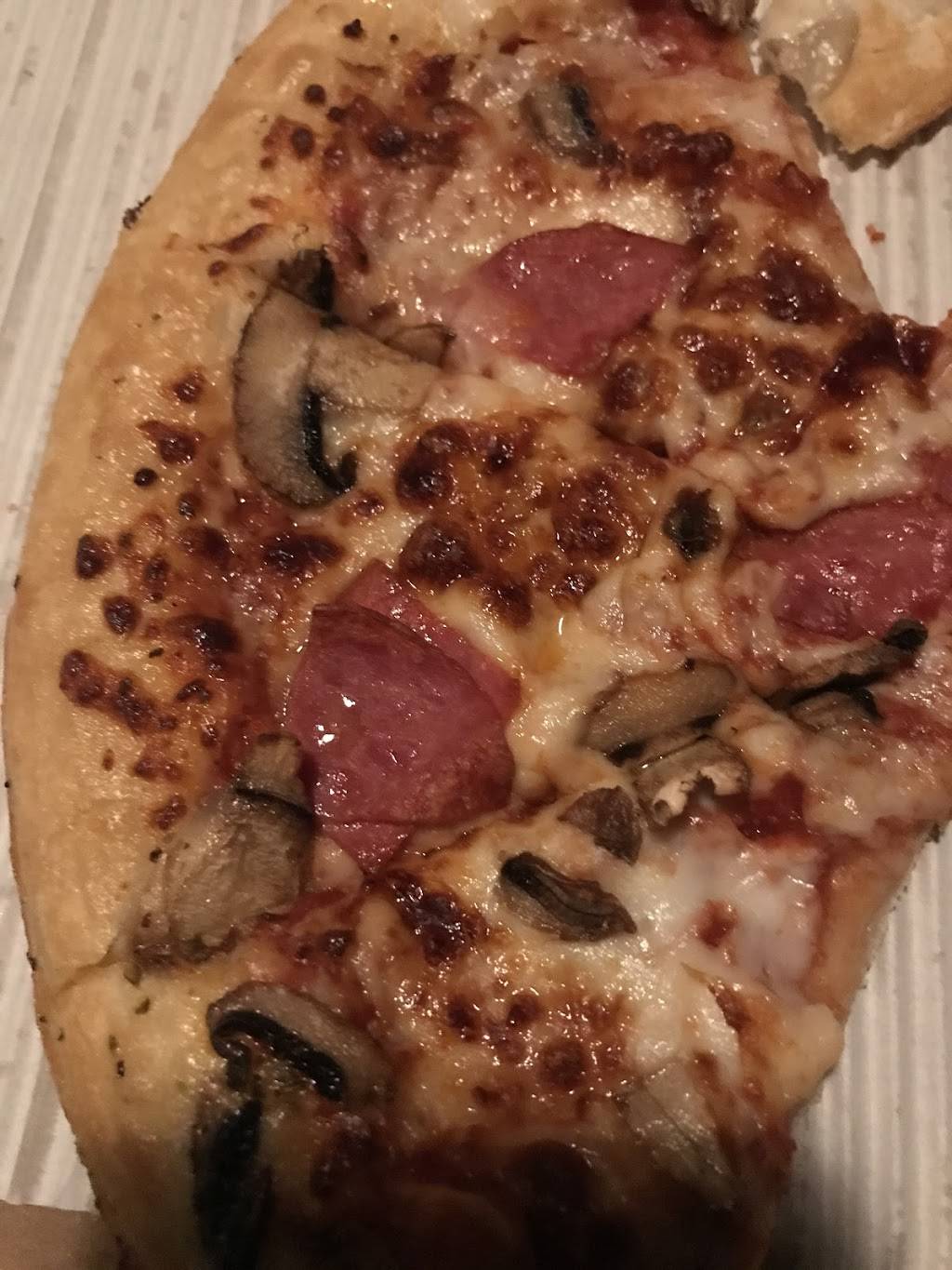 Pizza Hut | restaurant | 5952 University Pkwy Ste E, Winston-Salem, NC 27105, USA | 3363772747 OR +1 336-377-2747