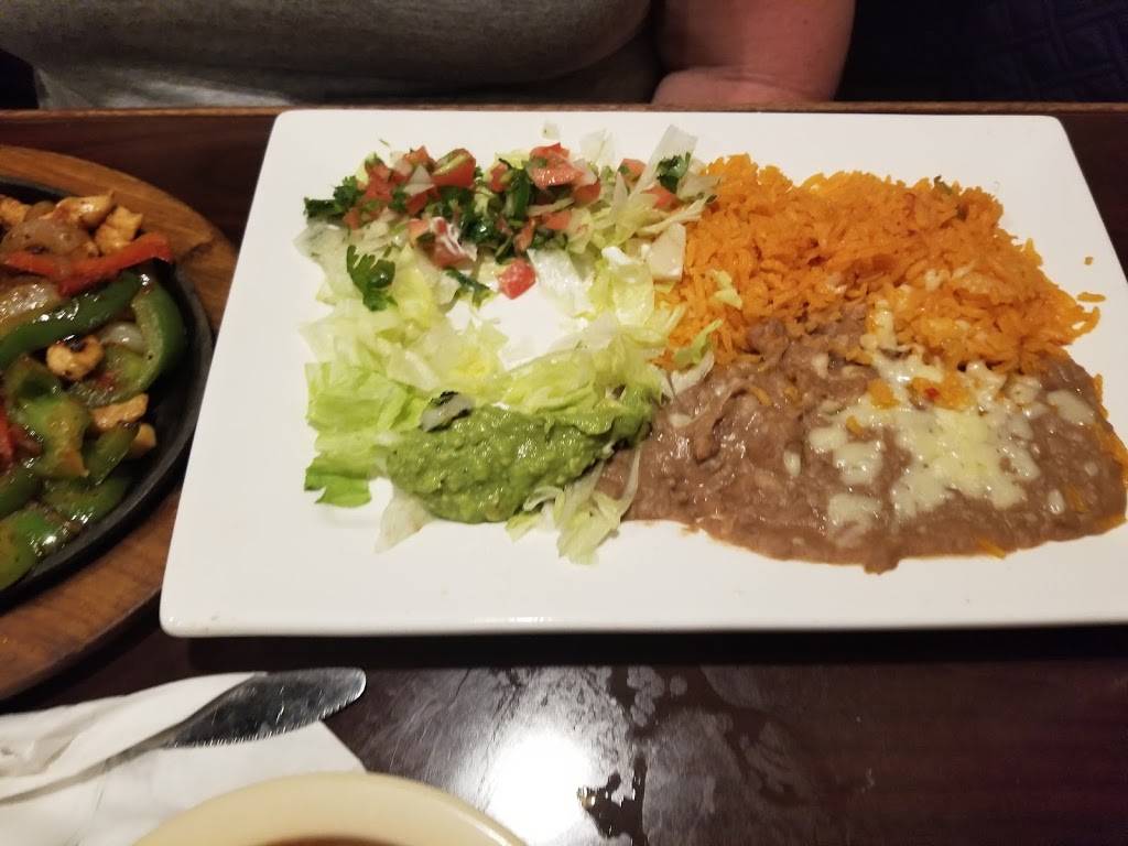 Don Tequila Mexican Grill and Cantina North Side | restaurant | 6211 Cleveland Ave, Columbus, OH 43231, USA | 6145232604 OR +1 614-523-2604