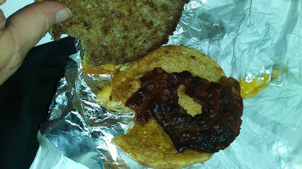 Sonic Drive-In | restaurant | 16909 E, US-24, Independence, MO 64056, USA | 8162570882 OR +1 816-257-0882