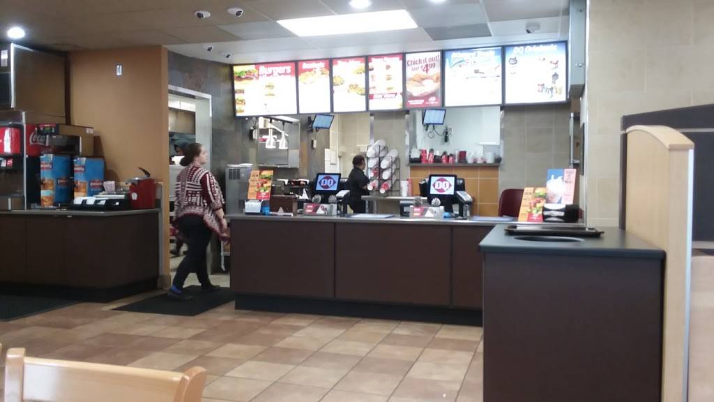 Dairy Queen Store | restaurant | 2282 SE Military Dr, San Antonio, TX 78223, USA | 2105323236 OR +1 210-532-3236