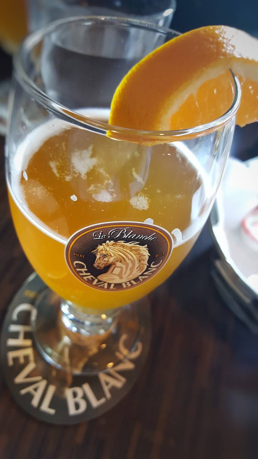 Bières et Compagnie | restaurant | 2285 Chemin Gascon, Terrebonne, QC J6X 4H3, Canada | 4504923339 OR +1 450-492-3339