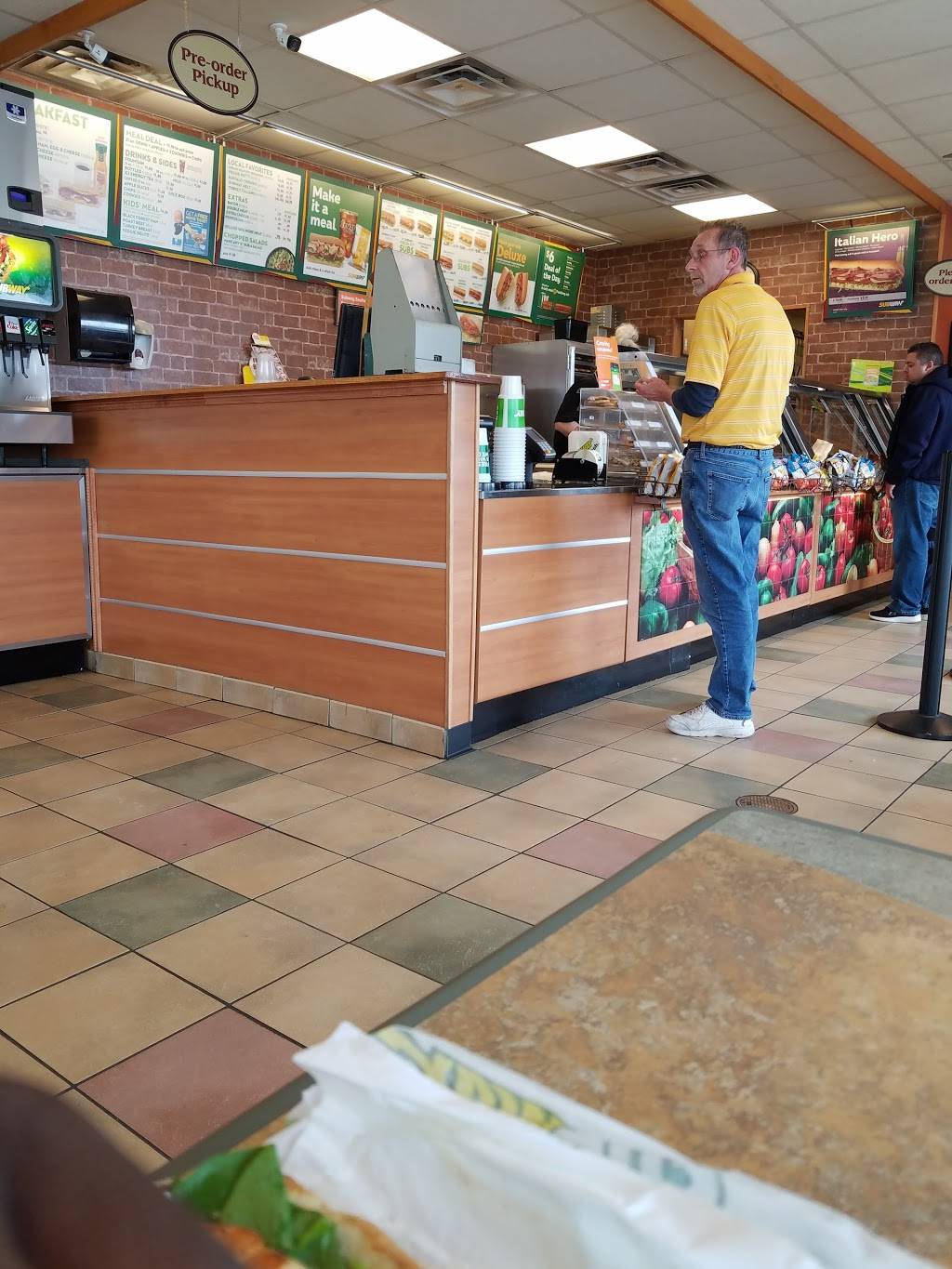 Subway Restaurants | restaurant | 6415 W Washington St, Indianapolis, IN 46241, USA | 3174849040 OR +1 317-484-9040