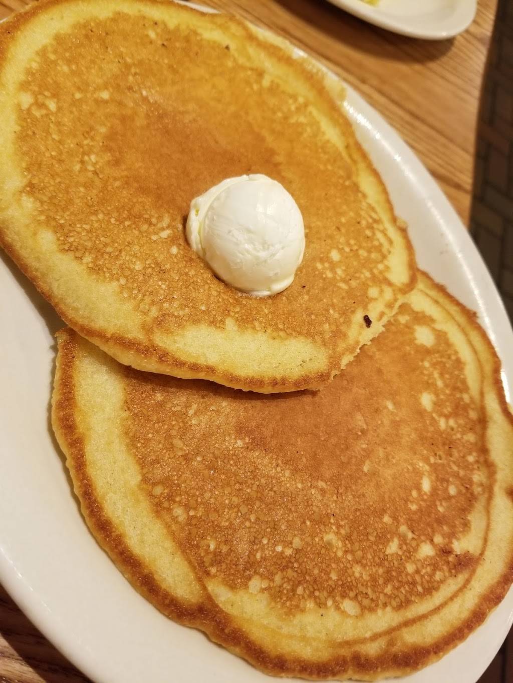 Cracker Barrel Old Country Store | restaurant | 636 67th St Cir E, Bradenton, FL 34208, USA | 9417467886 OR +1 941-746-7886