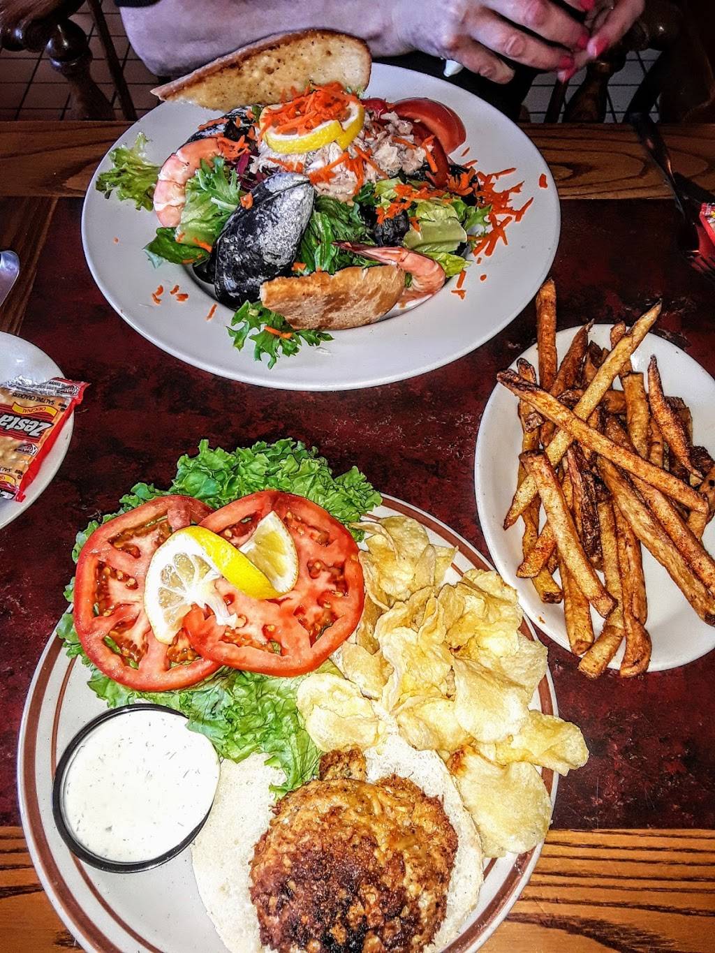 Ugly Oyster Drafthaus | restaurant | 21 S 5th St, Reading, PA 19602, USA | 6103736791 OR +1 610-373-6791