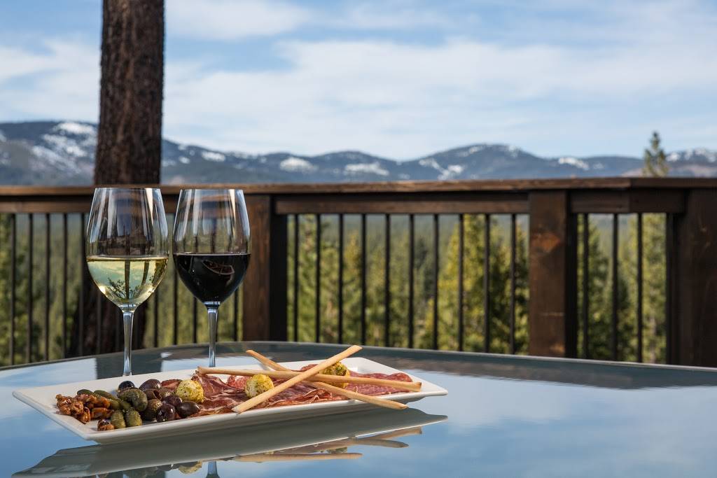 Nakoma Resort | restaurant | 348 Bear Run, Clio, CA 96106, USA | 5308972300 OR +1 530-897-2300