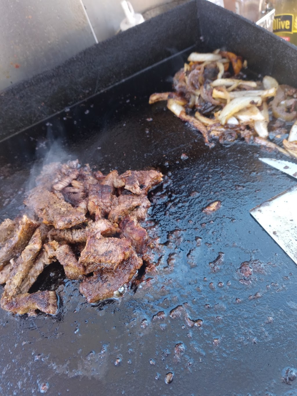 Freeneys All Dogs Go To Heaven | meal takeaway | 6557 Leona St, Jacksonville, FL 32219, USA | 9043622368 OR +1 904-362-2368