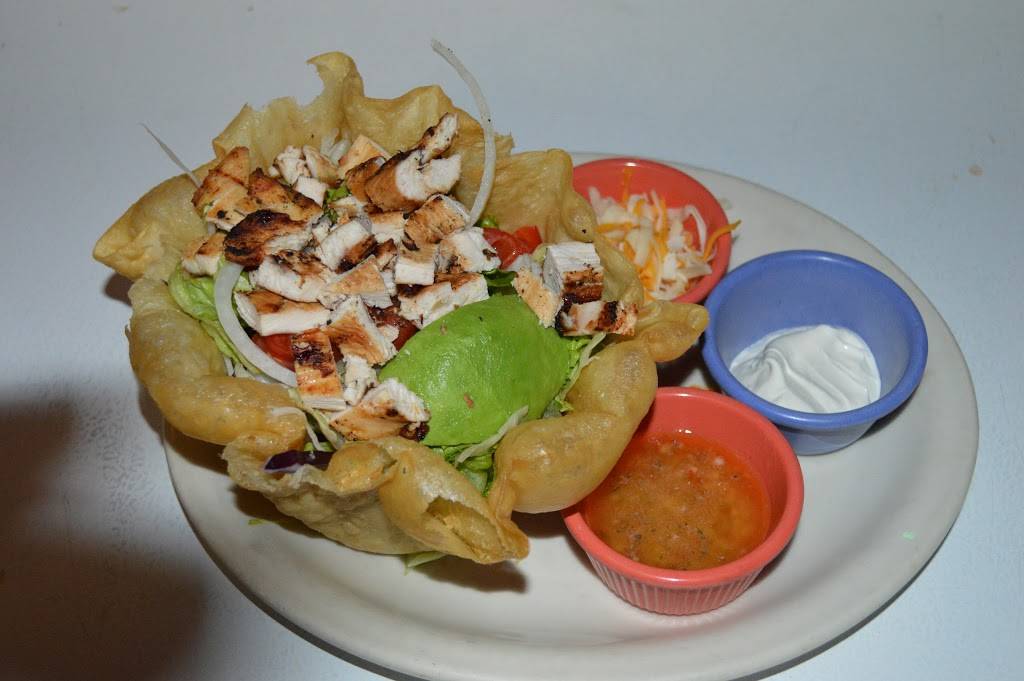 RIO Border Cafe | restaurant | 1821, 330 Connecticut Ave, Norwalk, CT 06854, USA | 2038559577 OR +1 203-855-9577