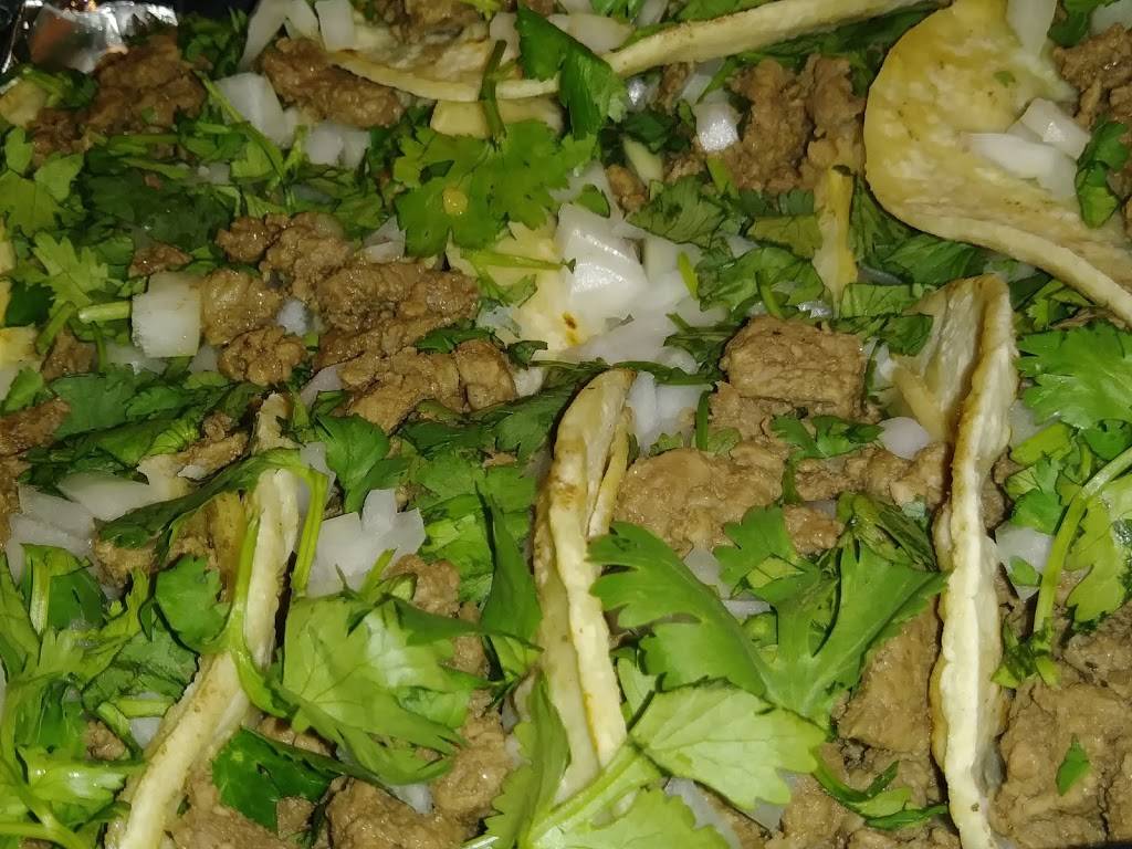 Bonfire Tavern | restaurant | 7576 W Jewell Ave, Lakewood, CO 80232, USA | 7205487180 OR +1 720-548-7180