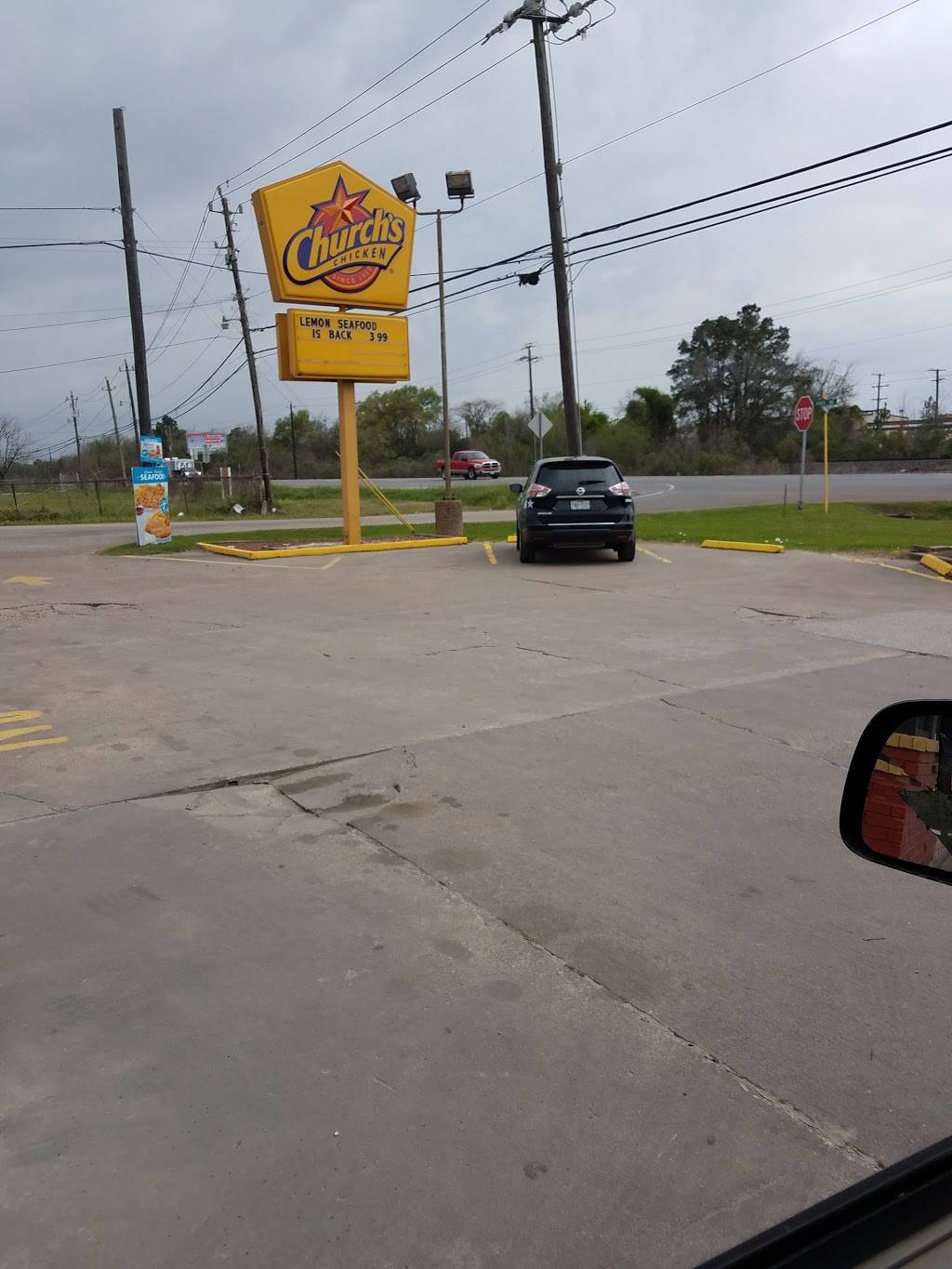 Churchs Chicken | restaurant | 12512 US-90, Houston, TX 77049, USA | 2814585341 OR +1 281-458-5341