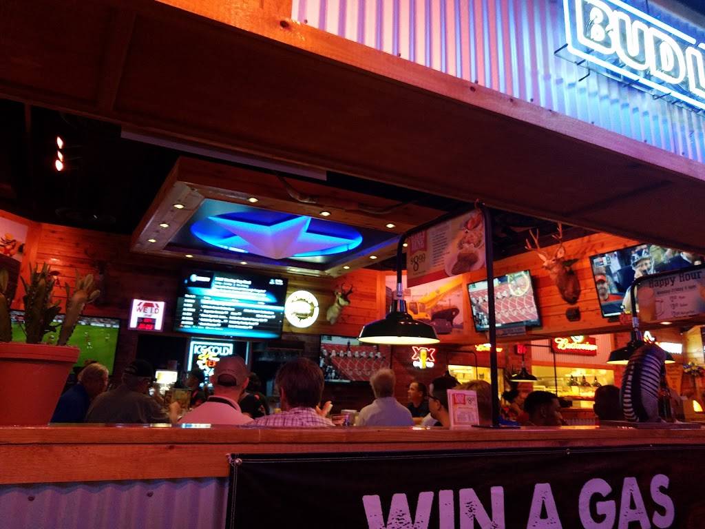 Texas Roadhouse | restaurant | 101 Outlet Parkway, Pooler, GA 31322, USA | 9127487878 OR +1 912-748-7878