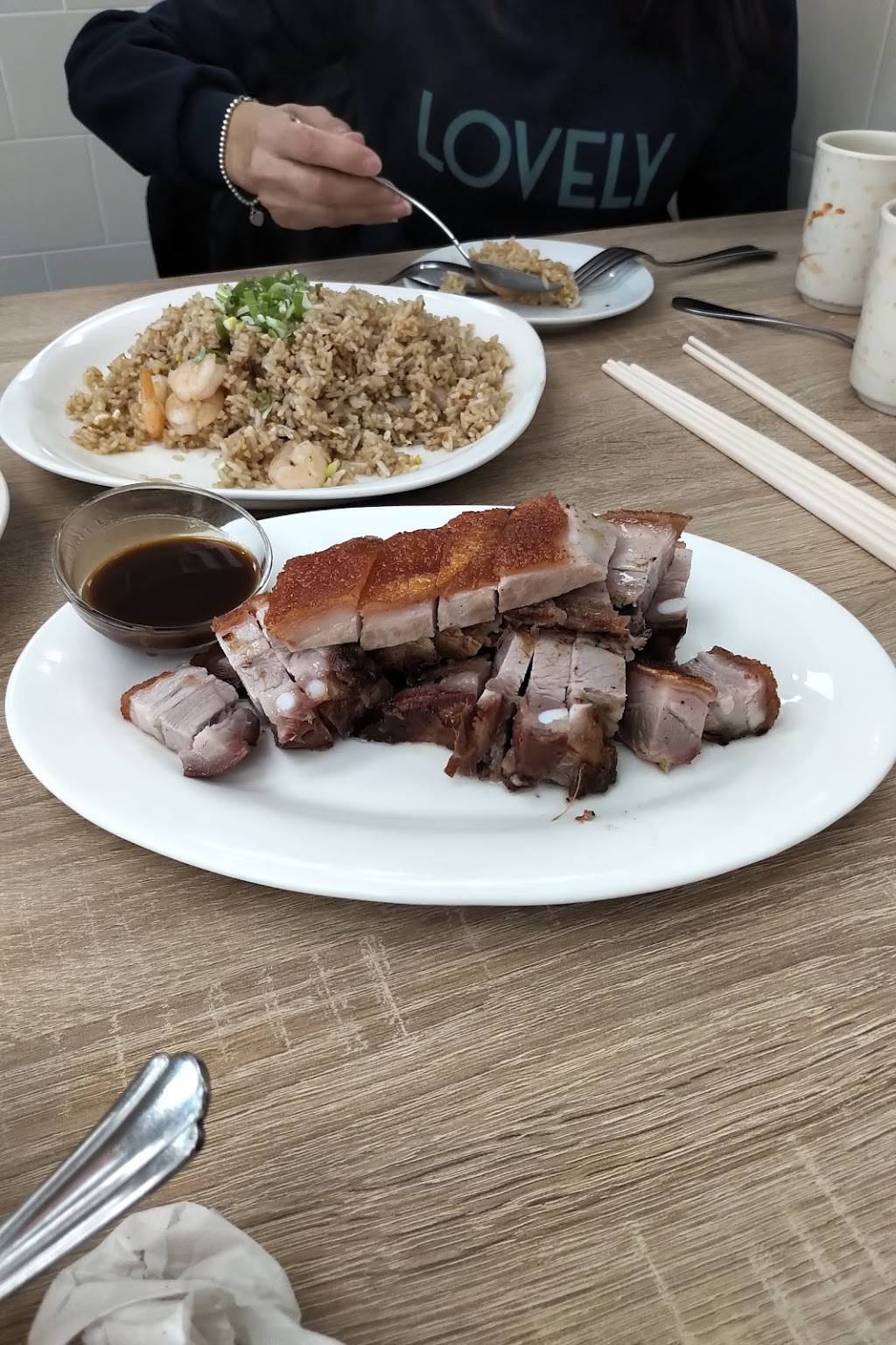 Guelph BBQ | restaurant | 650 Scottsdale Dr Unit 3A, Guelph, ON N1G 4T7, Canada | 5198238181 OR +1 519-823-8181