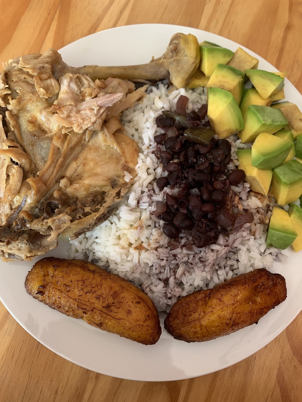 Abuela’s kitchen Latin American | meal delivery | 1917 NE 168th St, North Miami Beach, FL 33162, USA | 7867078251 OR +1 786-707-8251