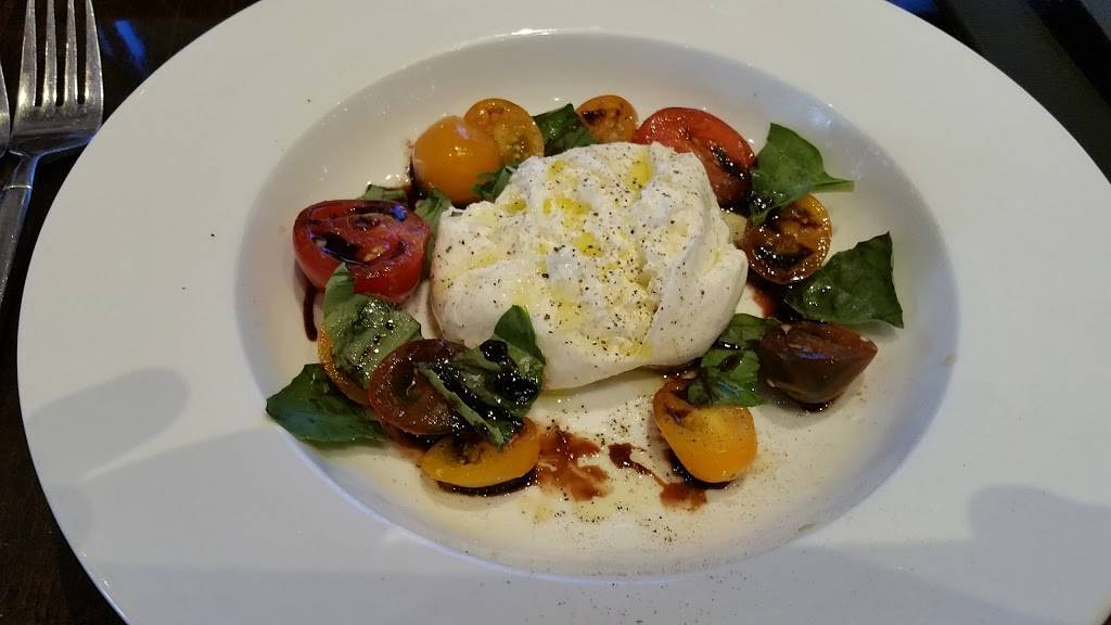 Sorella | restaurant | 901 Main St, Hartford, CT 06103, USA | 8602449084 OR +1 860-244-9084