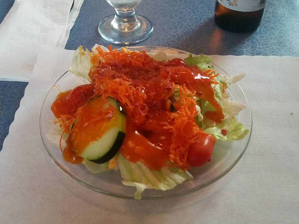 Donnies Restaurant | restaurant | 1020 E Main St, Reedsburg, WI 53959, USA | 6085248664 OR +1 608-524-8664