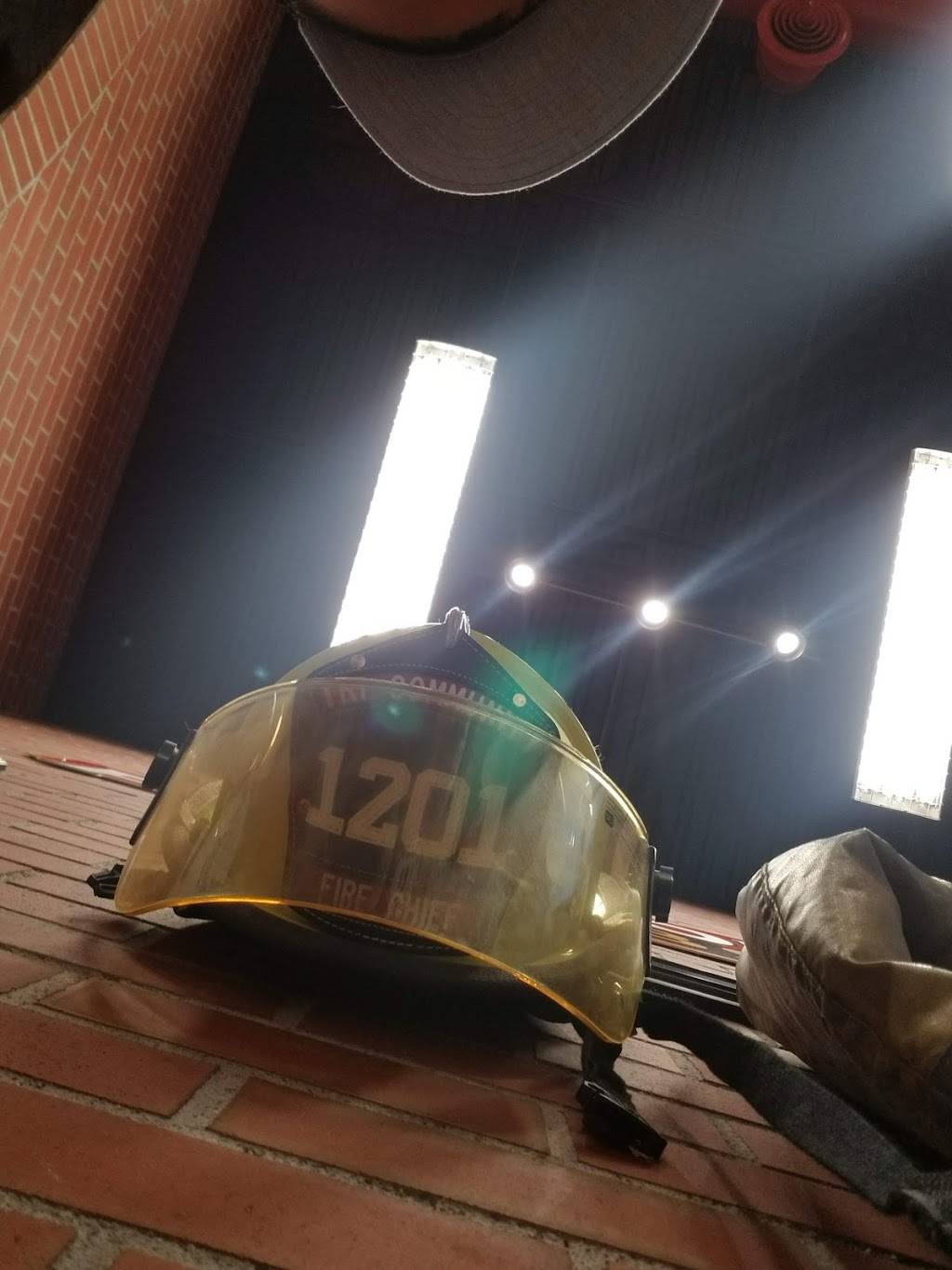 Firehouse Subs Wolftever Crossing | restaurant | 5629, 9032 Old Lee Hwy #114, Ooltewah, TN 37363, USA | 4239101800 OR +1 423-910-1800