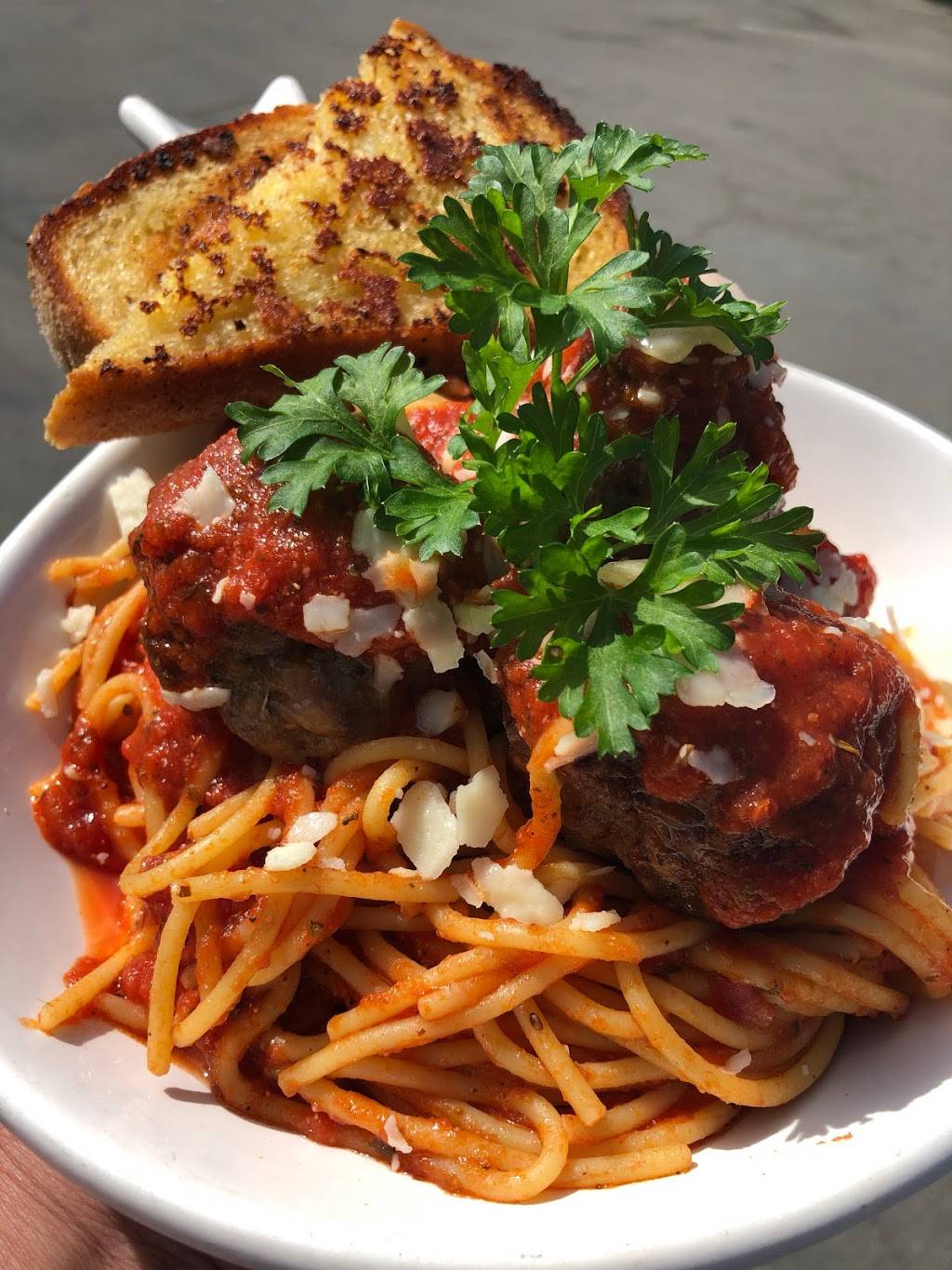 Kelly’s Korner Tavern | restaurant | 907 E Yorba Linda Blvd, Placentia, CA 92870, USA | 7149619396 OR +1 714-961-9396