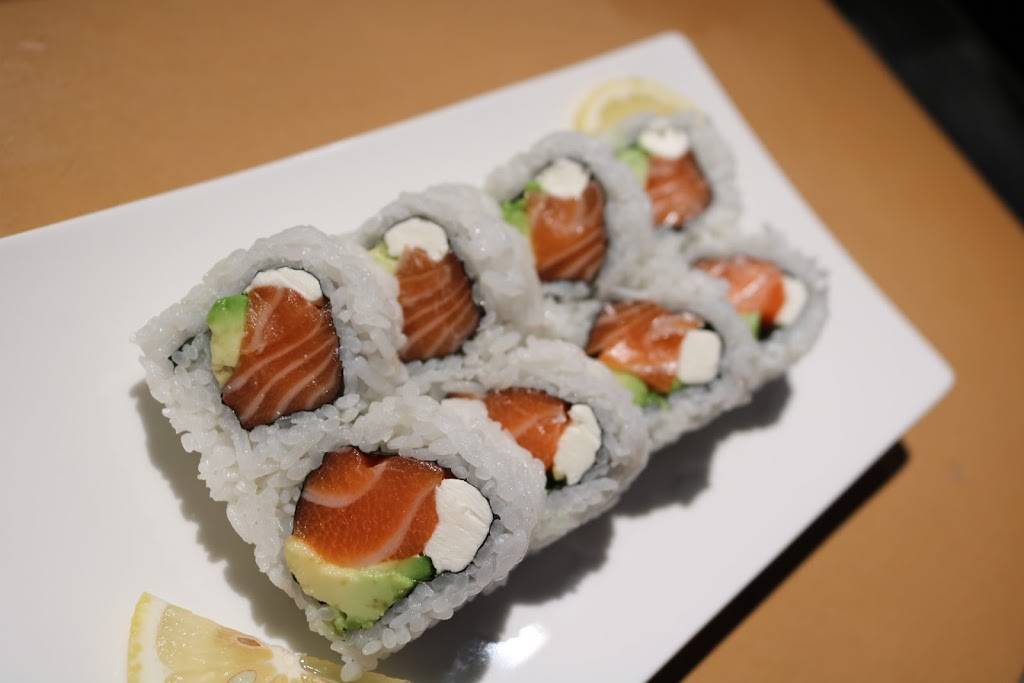 Shark Sushi | restaurant | 724 N Brea Blvd #B, Brea, CA 92821, USA | 7142551178 OR +1 714-255-1178
