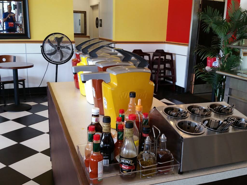 Express Burger & Mediterranean Grill | restaurant | 7291 North Point Pkwy #1700, Alpharetta, GA 30022, USA | 6787950065 OR +1 678-795-0065