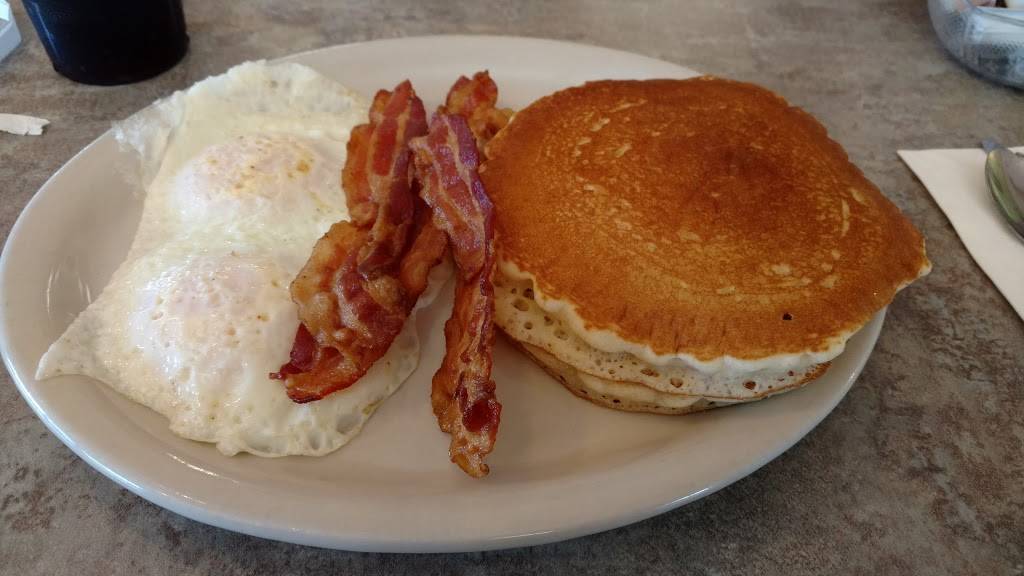 Chatterbox North Family Restaurant | restaurant | 2710 US-19 ALT, Palm Harbor, FL 34683, USA | 7277863736 OR +1 727-786-3736