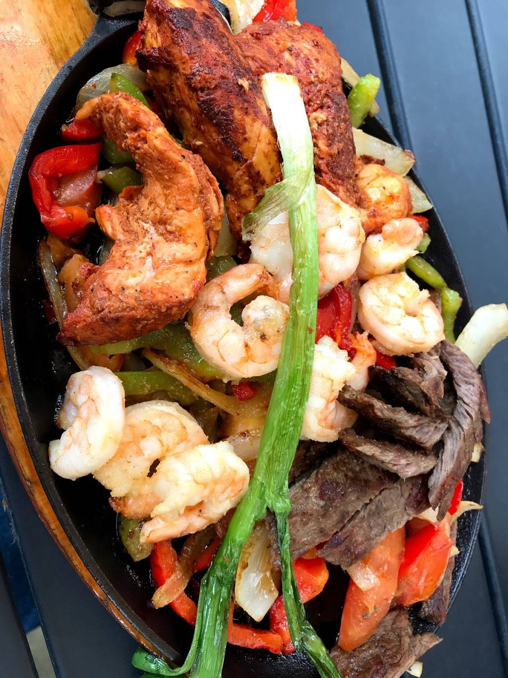 Margaritas Mexican Grill | restaurant | 702 Lindero Canyon Rd #704, Oak Park, CA 91377, USA | 8188797900 OR +1 818-879-7900