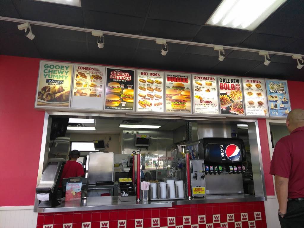 Wienerschnitzel | restaurant | 2614 West, I-20, S Great SW Pkwy, Grand Prairie, TX 75052, USA | 9726415545 OR +1 972-641-5545