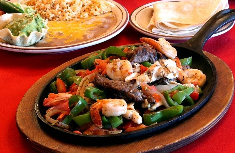 Serranos Mexican Food Restaurants | restaurant | 141 S Arizona Ave, Chandler, AZ 85225, USA | 4808993318 OR +1 480-899-3318