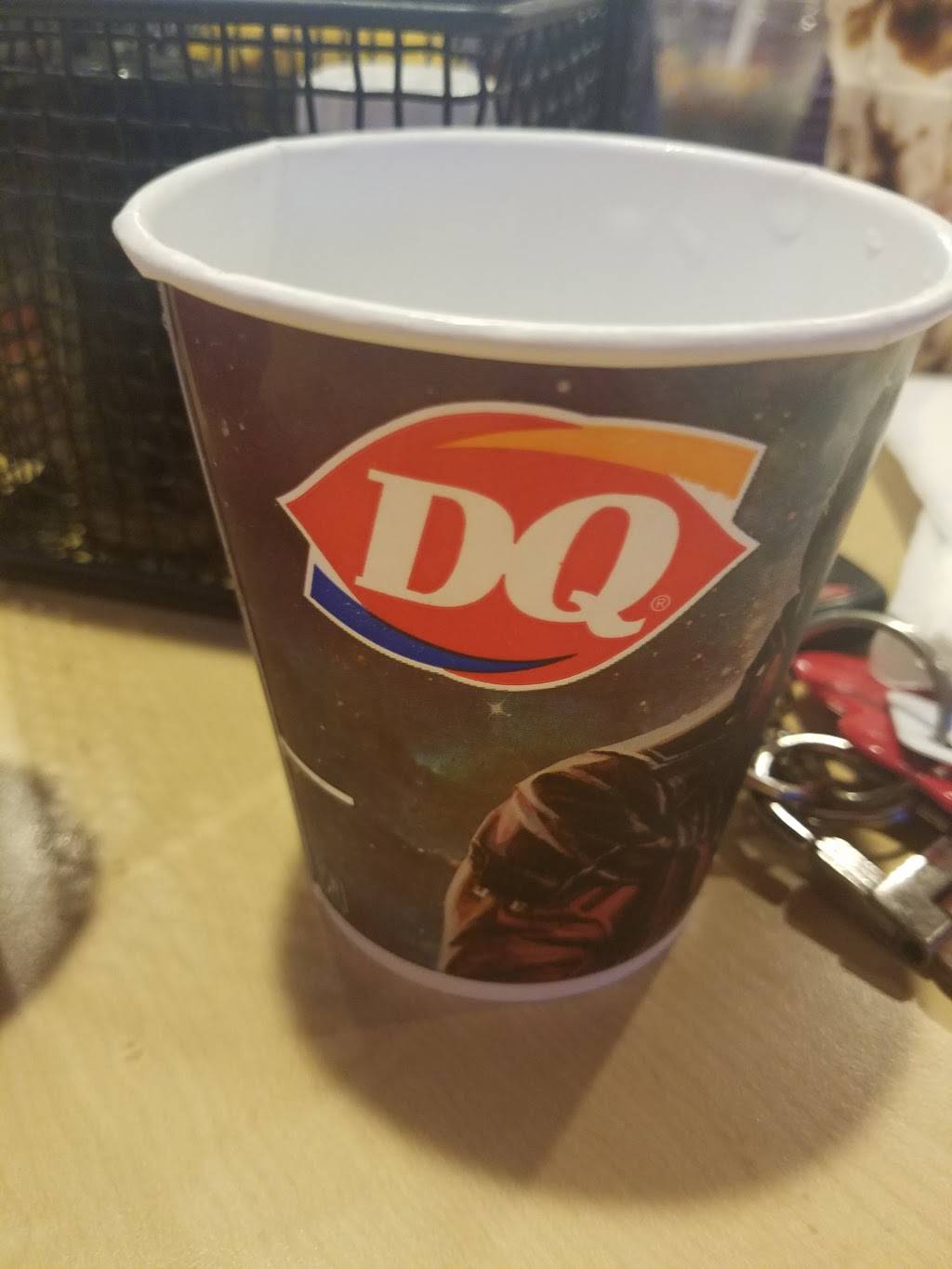 Dairy Queen Grill & Chill | restaurant | 8895 Darrow Rd, Twinsburg, OH 44087, USA | 3304254196 OR +1 330-425-4196