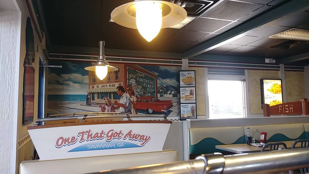 Long John Silvers | restaurant | 1012 Paroquet Springs Dr, Shepherdsville, KY 40165, USA | 5025436868 OR +1 502-543-6868