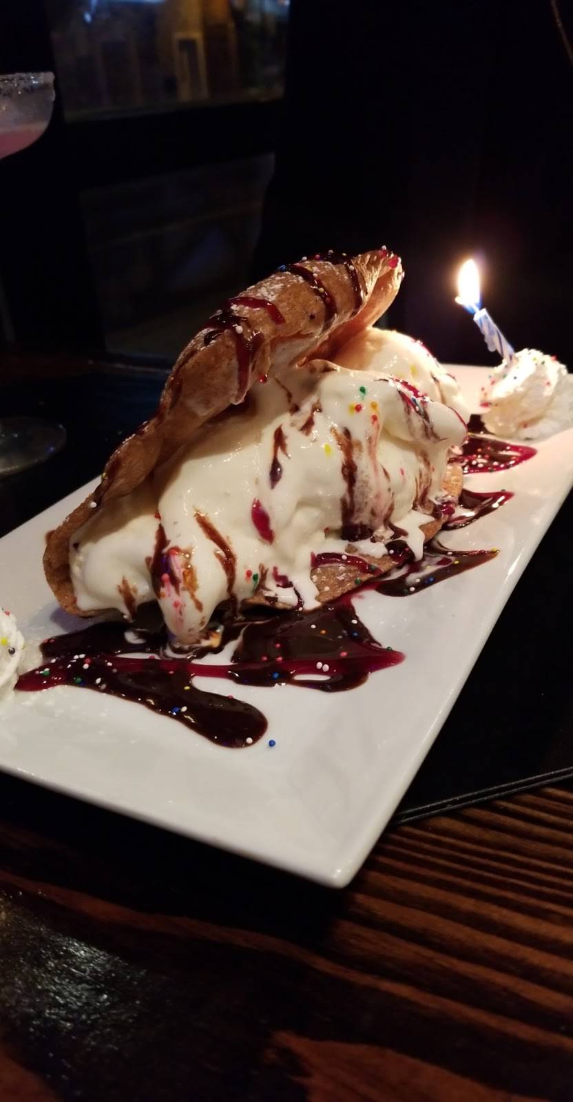 Oak House Mexican Kitchen | restaurant | 155 Tulip Ave, Floral Park, NY 11001, USA | 5167752135 OR +1 516-775-2135