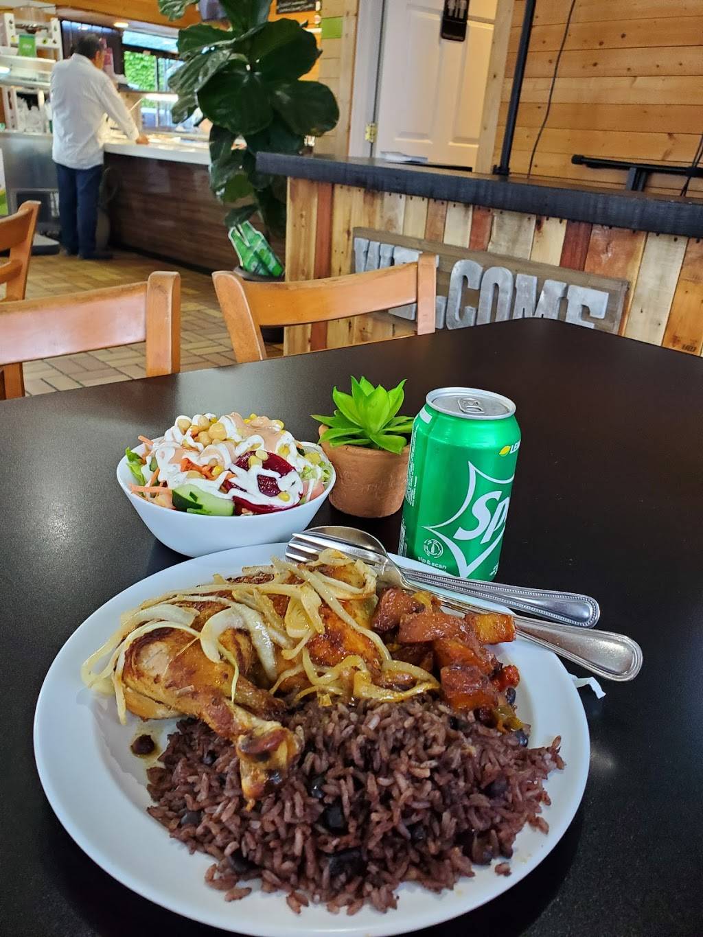 La Completa Latina | restaurant | 650 NE 79th St, Miami, FL 33138, USA | 7865366177 OR +1 786-536-6177