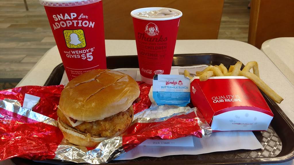 Wendys | restaurant | 2505 Iron Point Cir, Folsom, CA 95630, USA | 9169848554 OR +1 916-984-8554