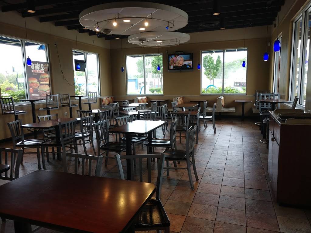 Burger King | restaurant | 175 W Layton Ave, Milwaukee, WI 53207, USA | 4144812601 OR +1 414-481-2601