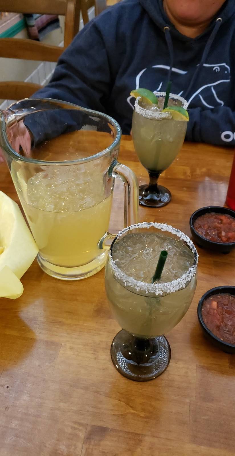 Frijoles Mexican Restaurant & Cantina | restaurant | 652 E 6th St # A, Beaumont, CA 92223, USA | 9518455200 OR +1 951-845-5200