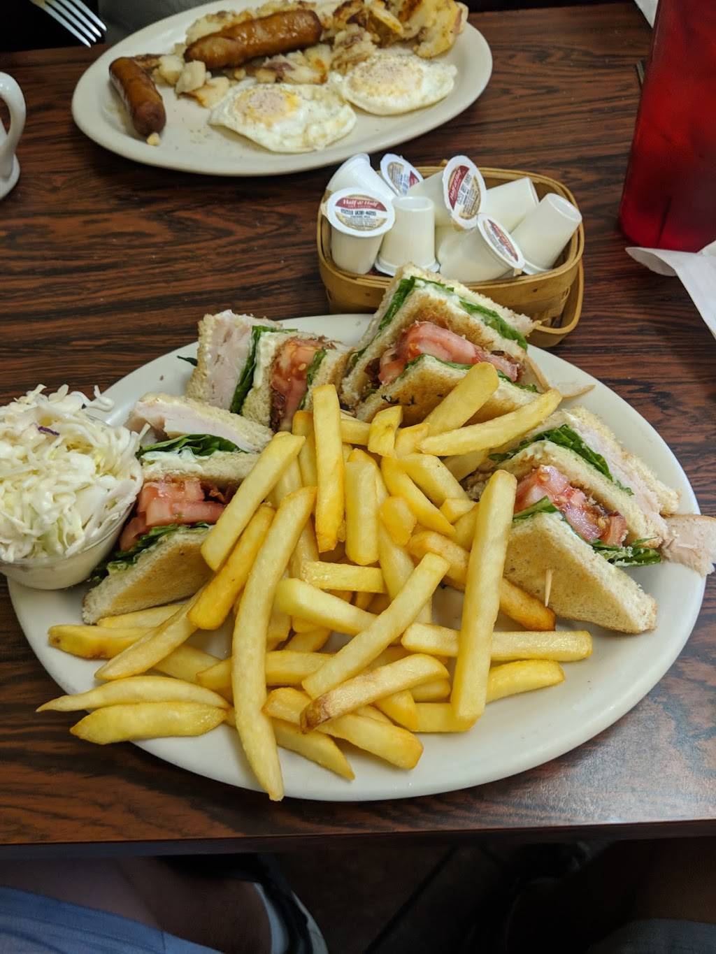 Cafe Perks | restaurant | 899 FL-436, Casselberry, FL 32707, USA | 4076733787 OR +1 407-673-3787