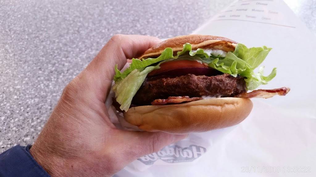 Hardees | restaurant | 150 E Division St, Neillsville, WI 54456, USA | 7157436585 OR +1 715-743-6585