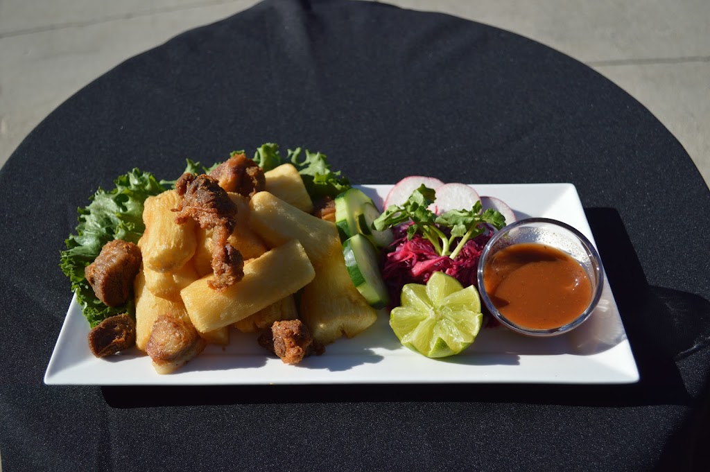 Entre Cheros 503 | restaurant | 6400 Tampa Ave, Reseda, CA 91335, USA | 7472673769 OR +1 747-267-3769