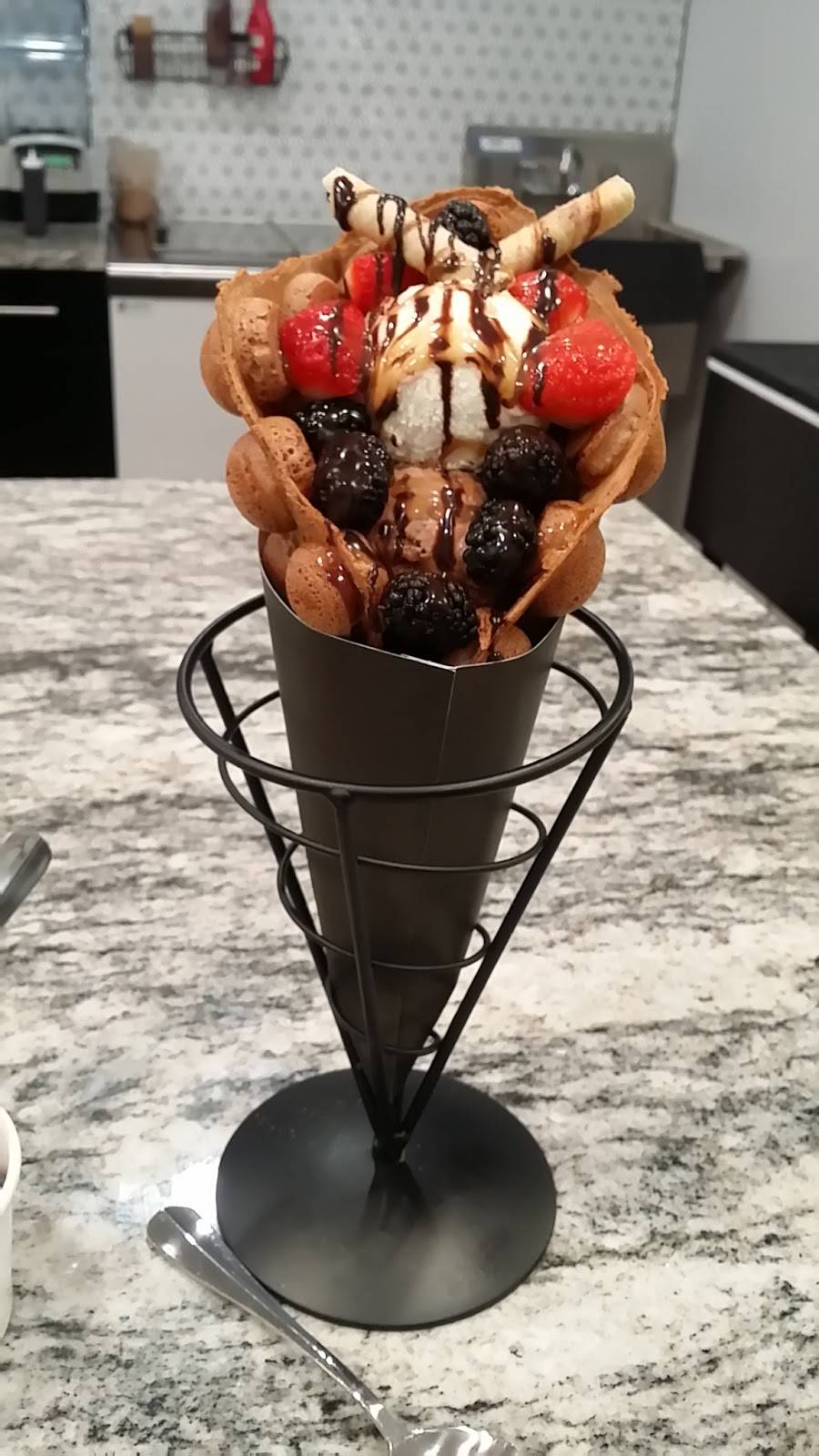 Caffeine Lakewood | cafe | 14701 Detroit Ave Unit 1, Lakewood, OH 44107, USA | 4408570320 OR +1 440-857-0320